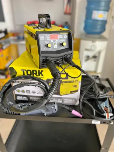 Máquina Inversora De Solda 3em1 Mig sem gás, Tig e eletrodo Tork - Loja/Nova