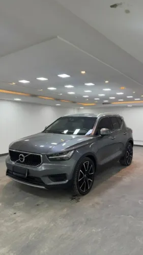 Volvo XC40 T-5 Momentum 2.0 252cv AWD 2019