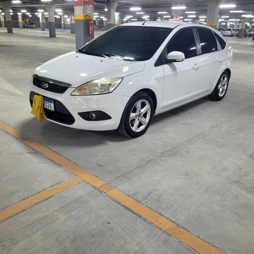 Ford Focus 1.6 S/se/se Plus Flex 8v/16v 5P 2013