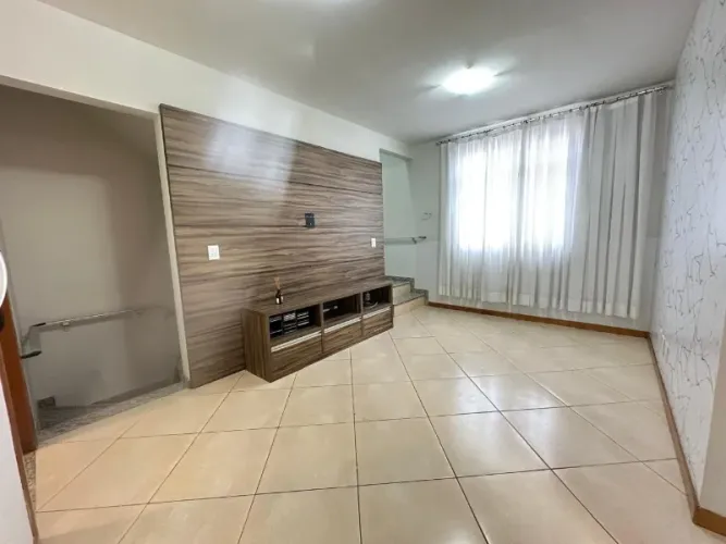Aluguel de Cobertura em Belo Horizonte - Santa Branca: 3 quartos, 1 suíte, 2 salas, 3 banh