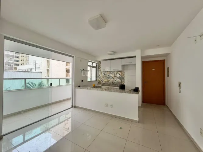 Apartamento para aluguel, 1 quarto, 45m² no Centro e 1 vaga de garagem