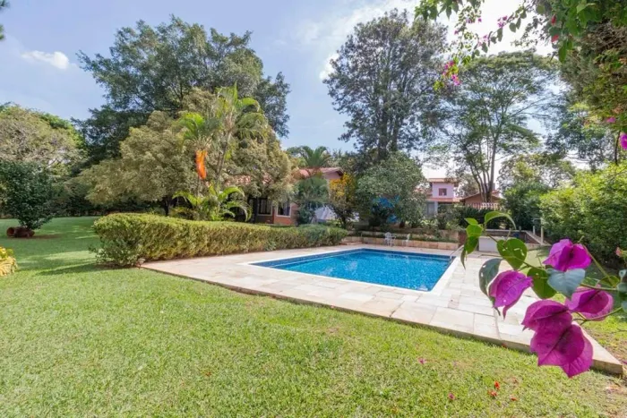 Chácara Completa em Condomínio em Itatiba 5 Quartos, Piscina e Casa de Hóspedes - 2.836 m