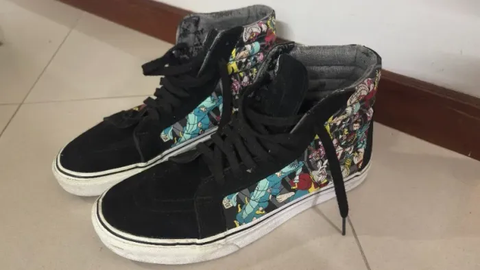 Tênis Vans Sk8-Hi Alice In Wonderland - Disney - Tamanho 41