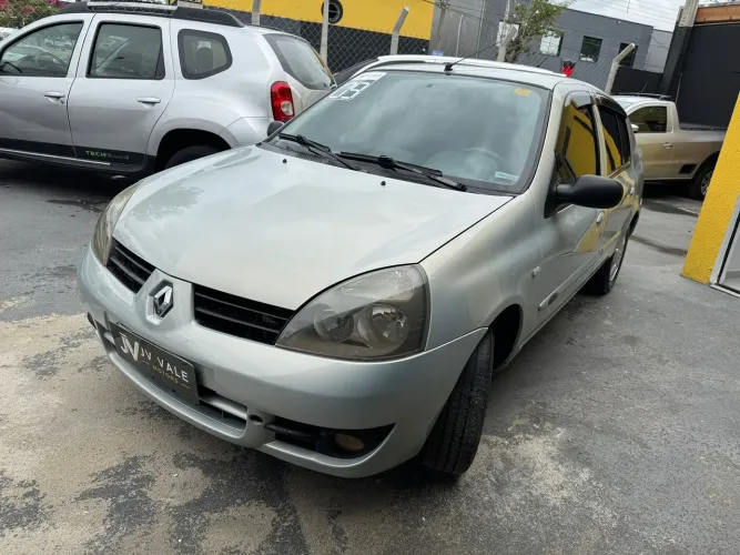 Renault Clio Sed. Privilège Hi-flex 1.6 16V 4P 2009