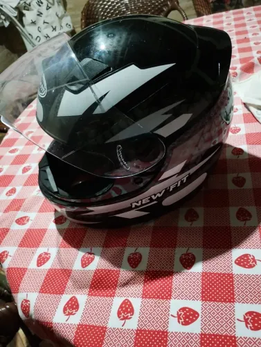 Capacete