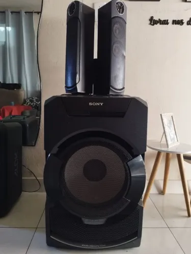 Caixa de som muito potente 2000w rms