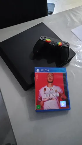 PS4 usado em excelente estado 