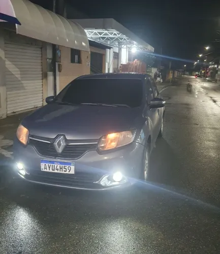 Renault Logan Dynamique Hi-flex 1.6 8V 4P 2015