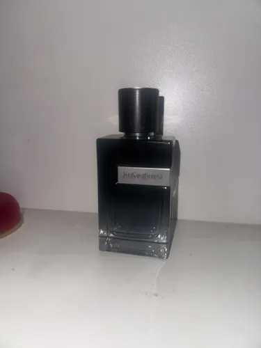 Y Eau de Parfum Yves Saint Laurent