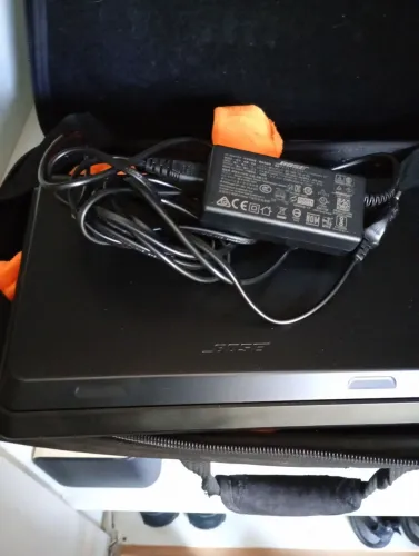 Mesa digital Bose t8s
