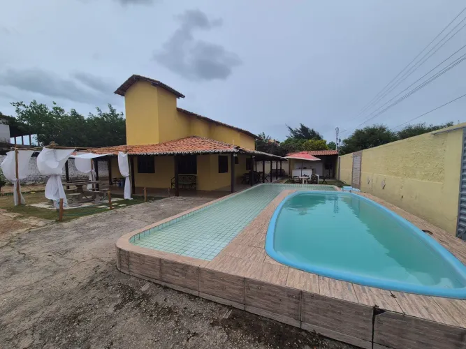  Casa no coqueiro com ótimo preço chame no WhatsApp 