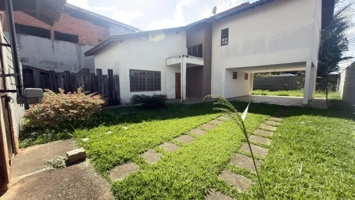 Casa á venda com 2 dormitórios sendo 1 suíte no Medeiros - Jundiaí/SP REF: CA77974