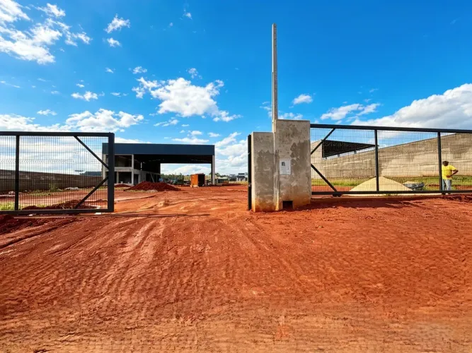 EXCELENTE BARRACÃO PARA LOCAÇÃO | JD MÔNACO - MARIALVA/PR | 4.000M² + CONSTRUÇÃO