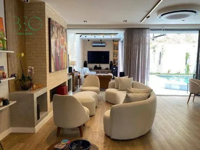 Casa com 3 dormitórios à venda, 240 m² por R$ 3.950.000,00 - Tamboré - Barueri/SP