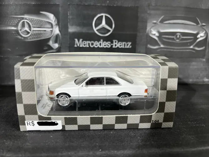 Miniatura 1/64 Mercedes Benz 500 SEC 