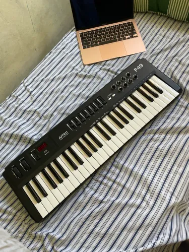Teclado Controlador MIDI AMW P49