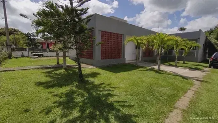 casa em condomínio para morar 2 família.