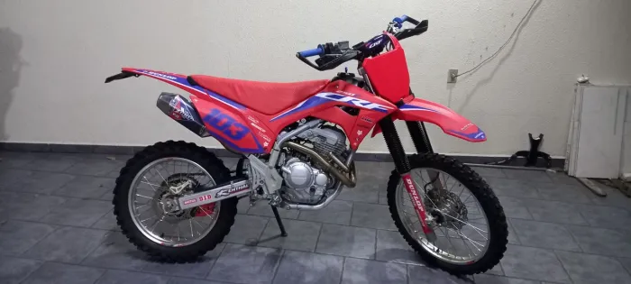 CRF 250F 2023 impecável