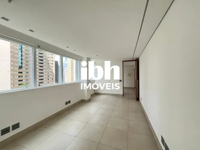 Sala para venda no Vila da Serra