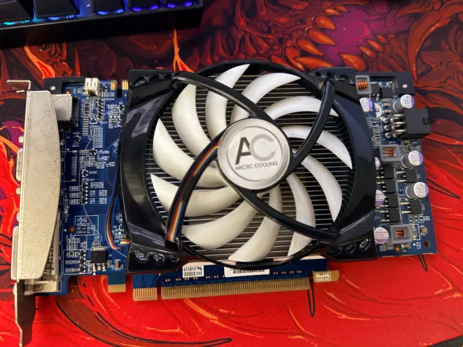 Geforce 9600 GT 1GB