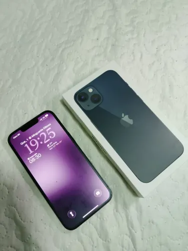 iPhone 13 128GB (Meia-noite) - Completo na Caixa e Bem Conservado