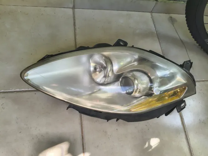 Farol Original Fiat Bravo