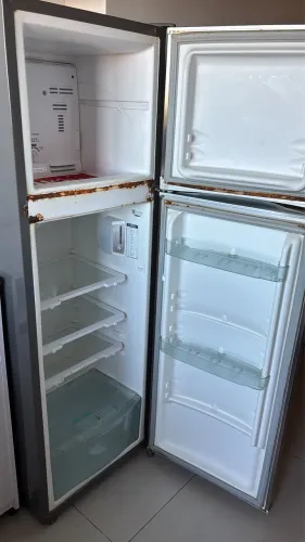 Geladeira inox 220v