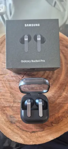 Samsumg Buds 4 Pro