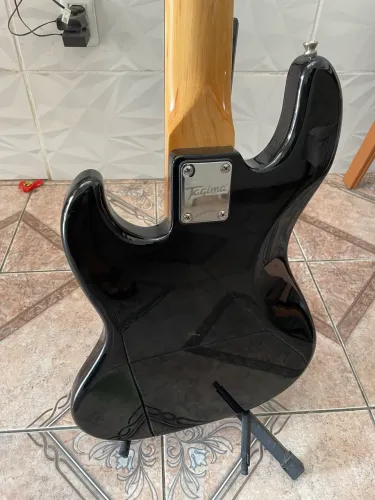Vendo baixo Tjb5 preto muito novo