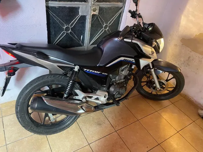 CG titan 160