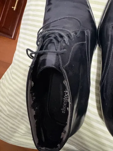 Bota social em couro 
