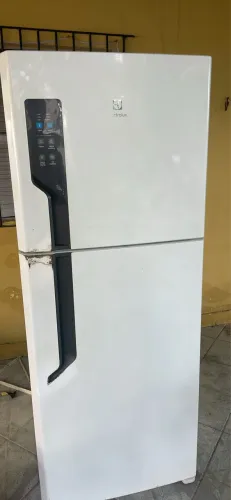 Geladeira Electrolux Frost Free com AutoSense 432L