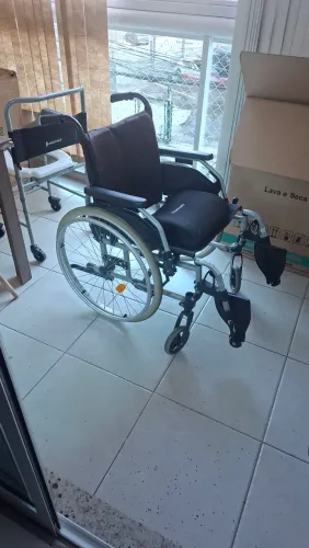 Cadeira de rodas de 140k Mobility