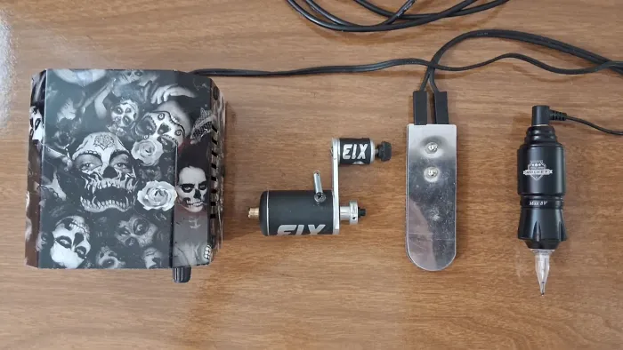 Kit de tatuagem em dobro, profissional + caneta, ótimo estado de conservação 