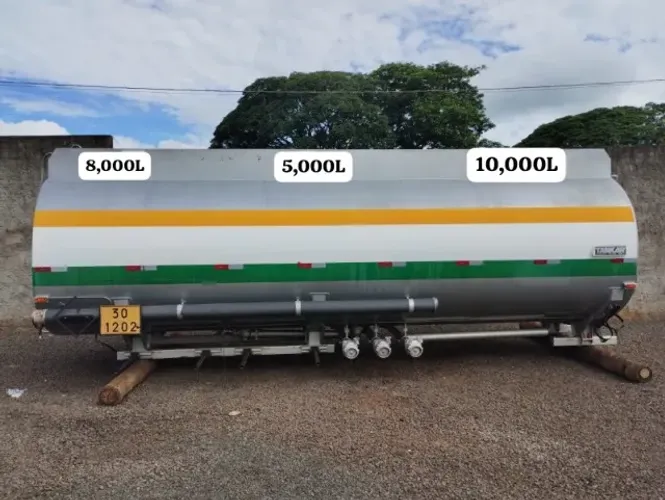TANQUE PARA TRANSPORTE DE  COMBUSTÍVEL /ÁGUA PIPA