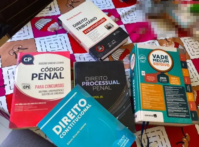 Livros de Direito (Concurso)