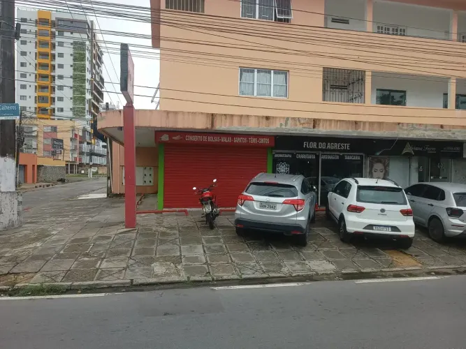 OPORTUNIDADE!   LOJA DE ESQUINA NA AV CALHEIROS,JATIÚCA. R$ 430.000,00.
