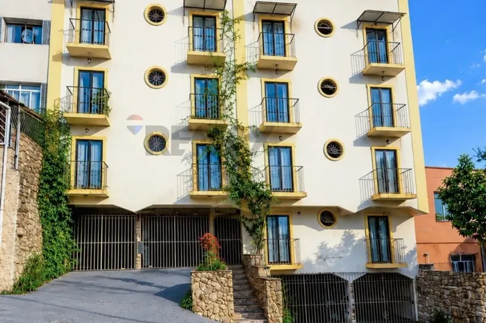 Apartamento de 2 Quartos à Venda no Bom Pastor