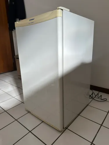 Frigobar Consul CRC12BBNA - 117L - Branco - 220V