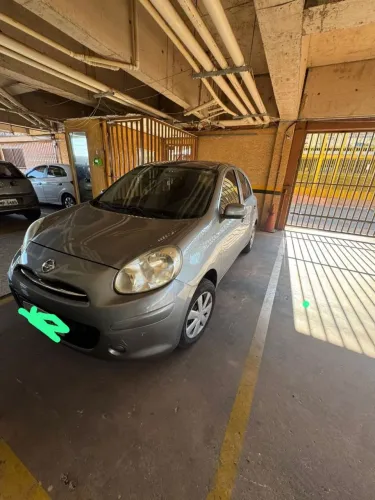 Nissan March S 1.6 16V Flex Fuel 5P 2012