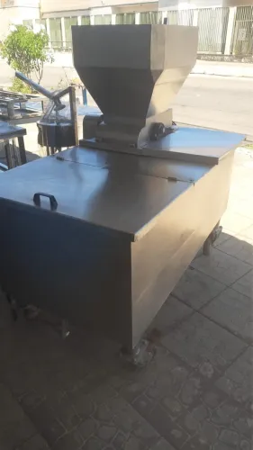 Maquina de peneirar goma em inox