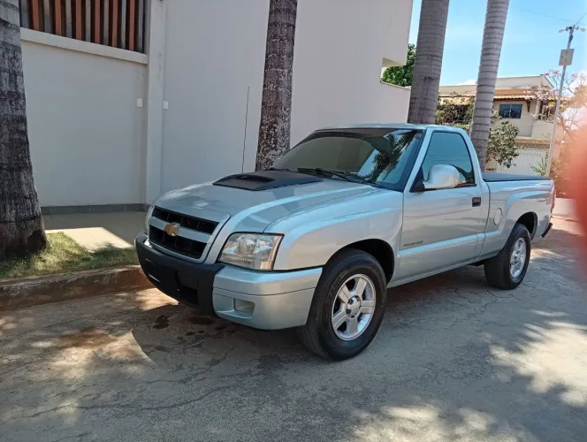 Chevrolet S10 P-up Advantage 2.4 MPFI F.power CS 2011