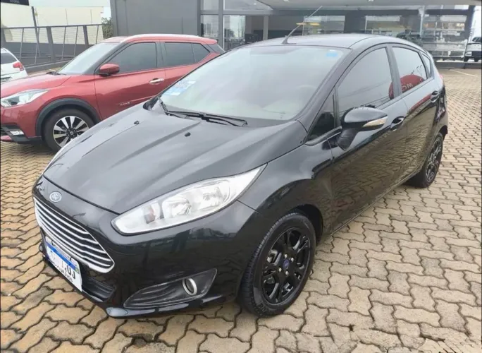 Ford Fiesta 1.6 16V Flex Aut. 5P 2014