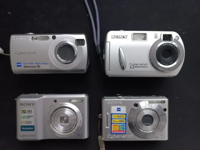Câmeras sony com detalhes mas funcionando