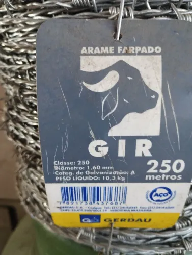 Rolo de arame farpado Gerdau gir 250 m.