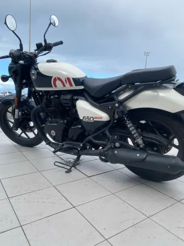 SHOTGUN 650cc  Ano: 2026  - 1.306 quilômetros Rodados - NOVIDADE