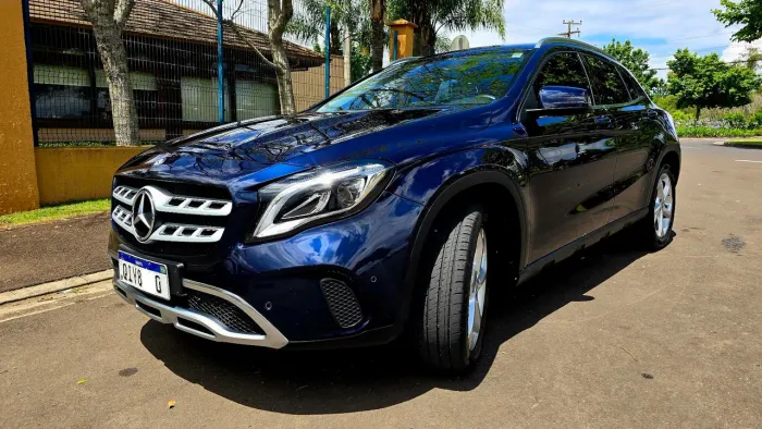 Mercedes-Benz GLA 200 Adv. 1.6/1.6 TB 16V Flex Aut. 2018