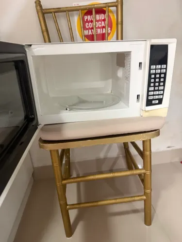 Microondas com defeito 