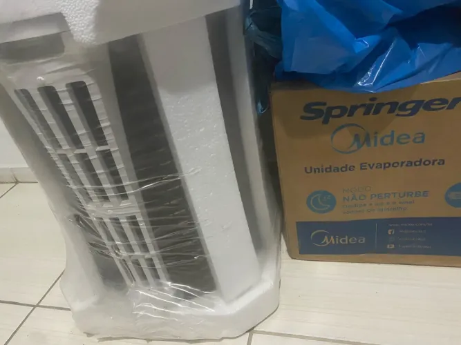 Ar condicionado split zero na caixa