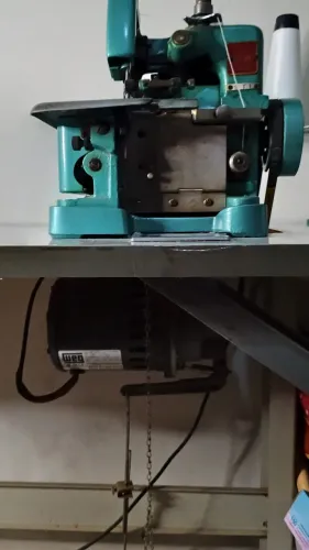 Máquina overloque semi industrial